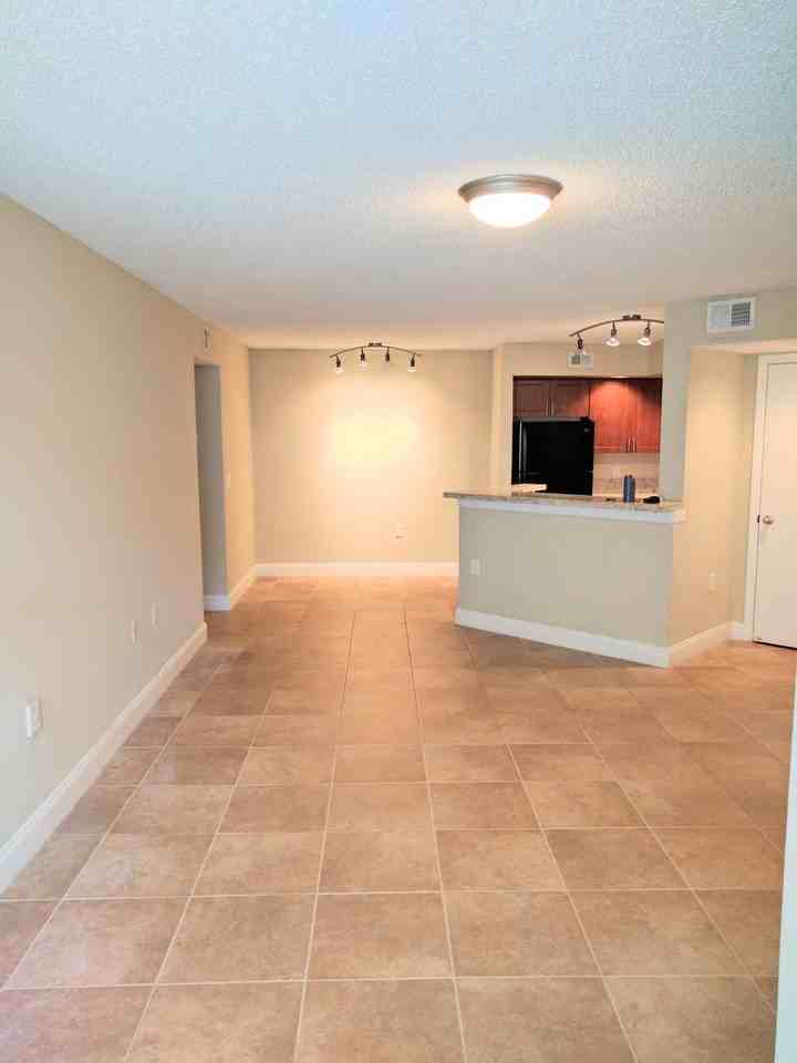 12840 Vista Isles Dr #616 - Photo 5 of 14