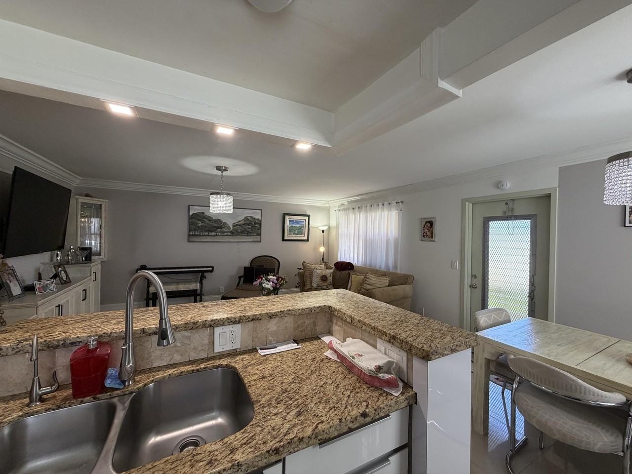 292 Brittany G #292 - Photo 4 of 24