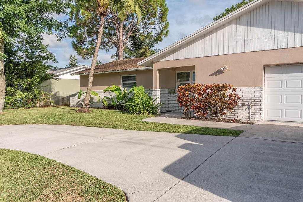 2712 Lake Ida Rd - Photo 7 of 34