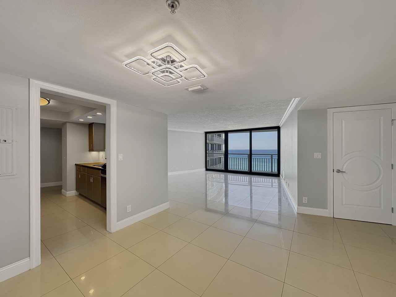 3000 N Ocean Dr #23E - Photo 3 of 50