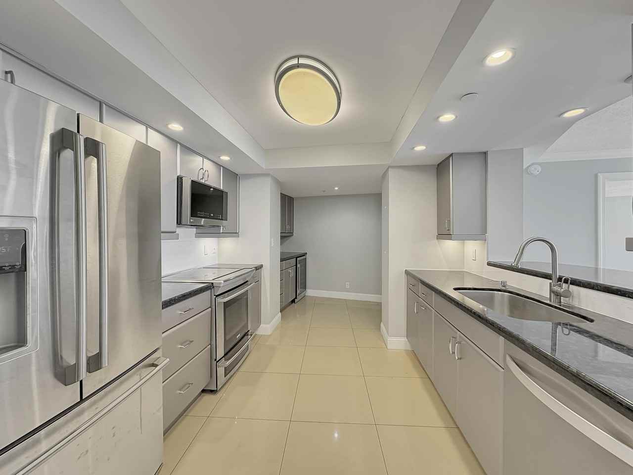 3000 N Ocean Dr #23E - Photo 4 of 50