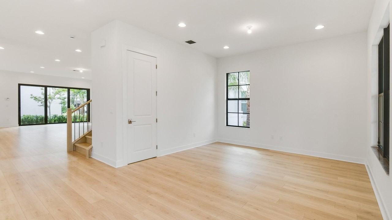 13136 Alton Rd - Photo 2 of 34
