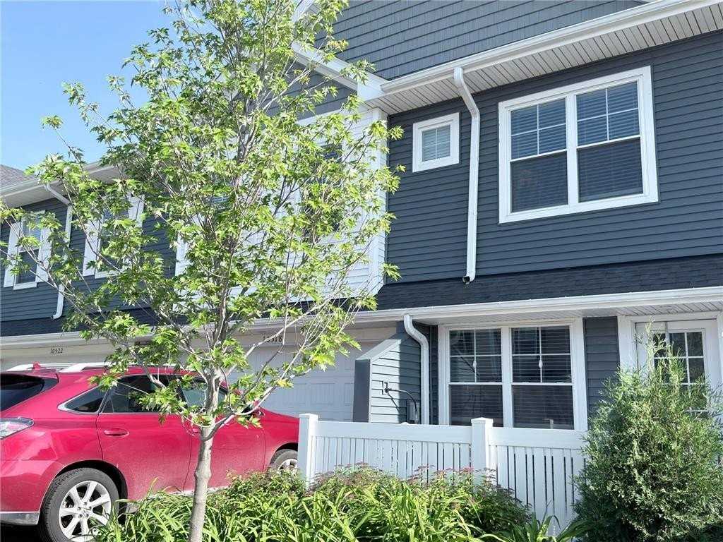 10518 Weston Way N - Photo 2 of 27