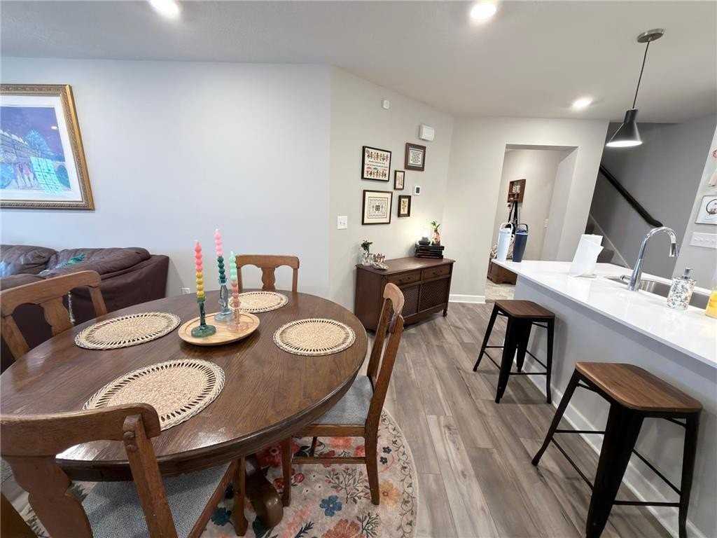10518 Weston Way N - Photo 6 of 27
