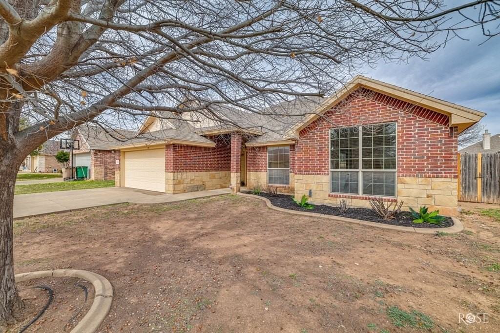 3914 Blair Ln - Photo 2 of 29