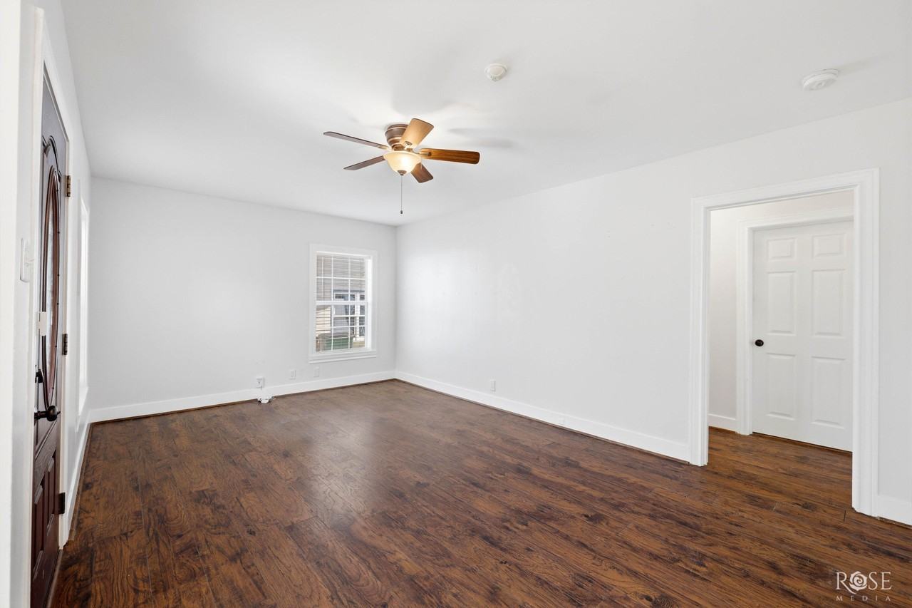 1817 Martin St - Photo 5 of 22
