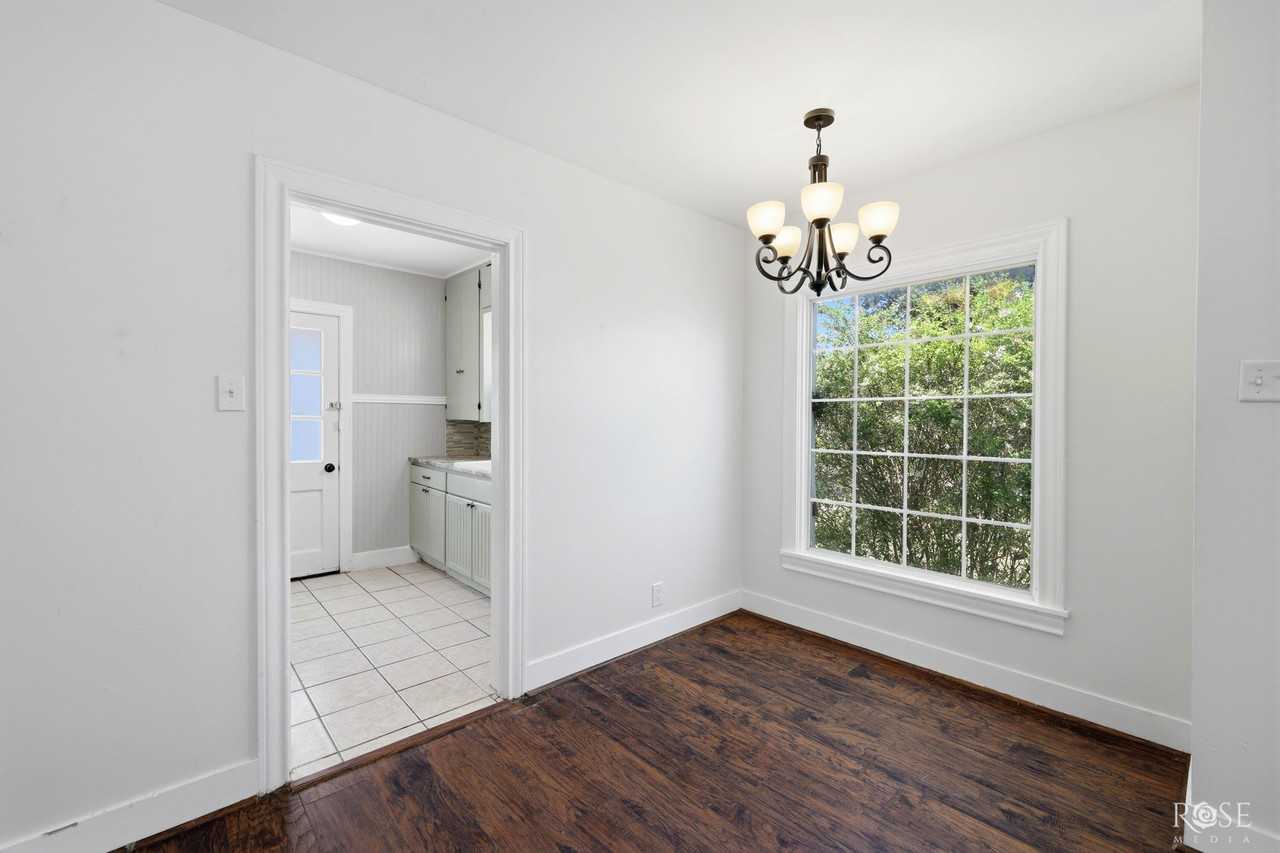 1817 Martin St - Photo 6 of 22