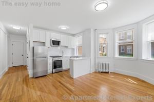 featured image of 475 Highland Ave #3