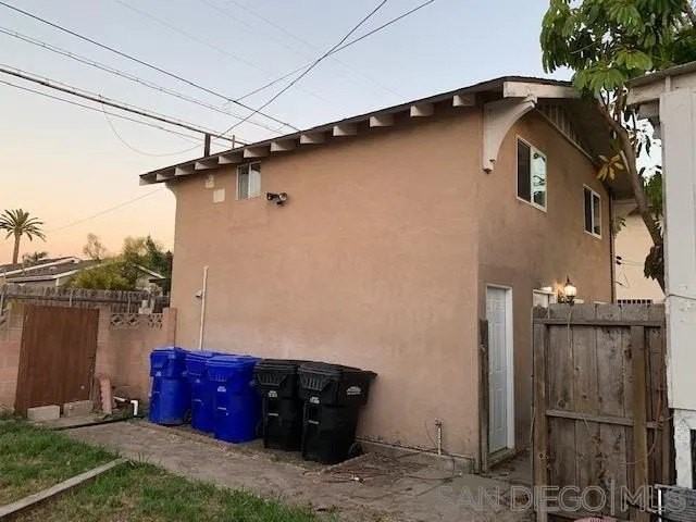 3541 1/2 Ray St #1-2 - Photo 2 of 15