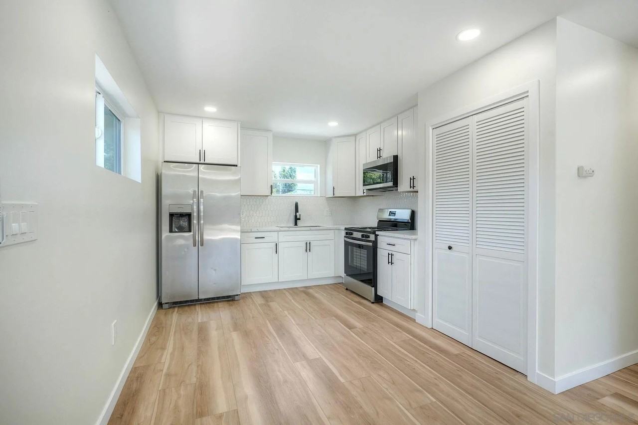 1923 Felicita Rd - Photo 6 of 18