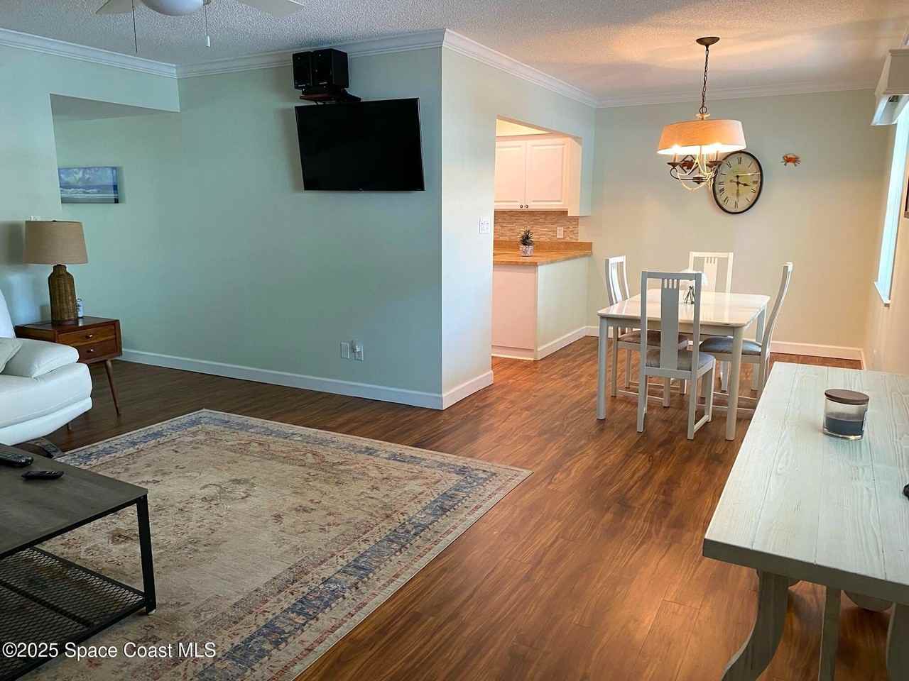 220 Cape Shores Cir #12B - Photo 2 of 14