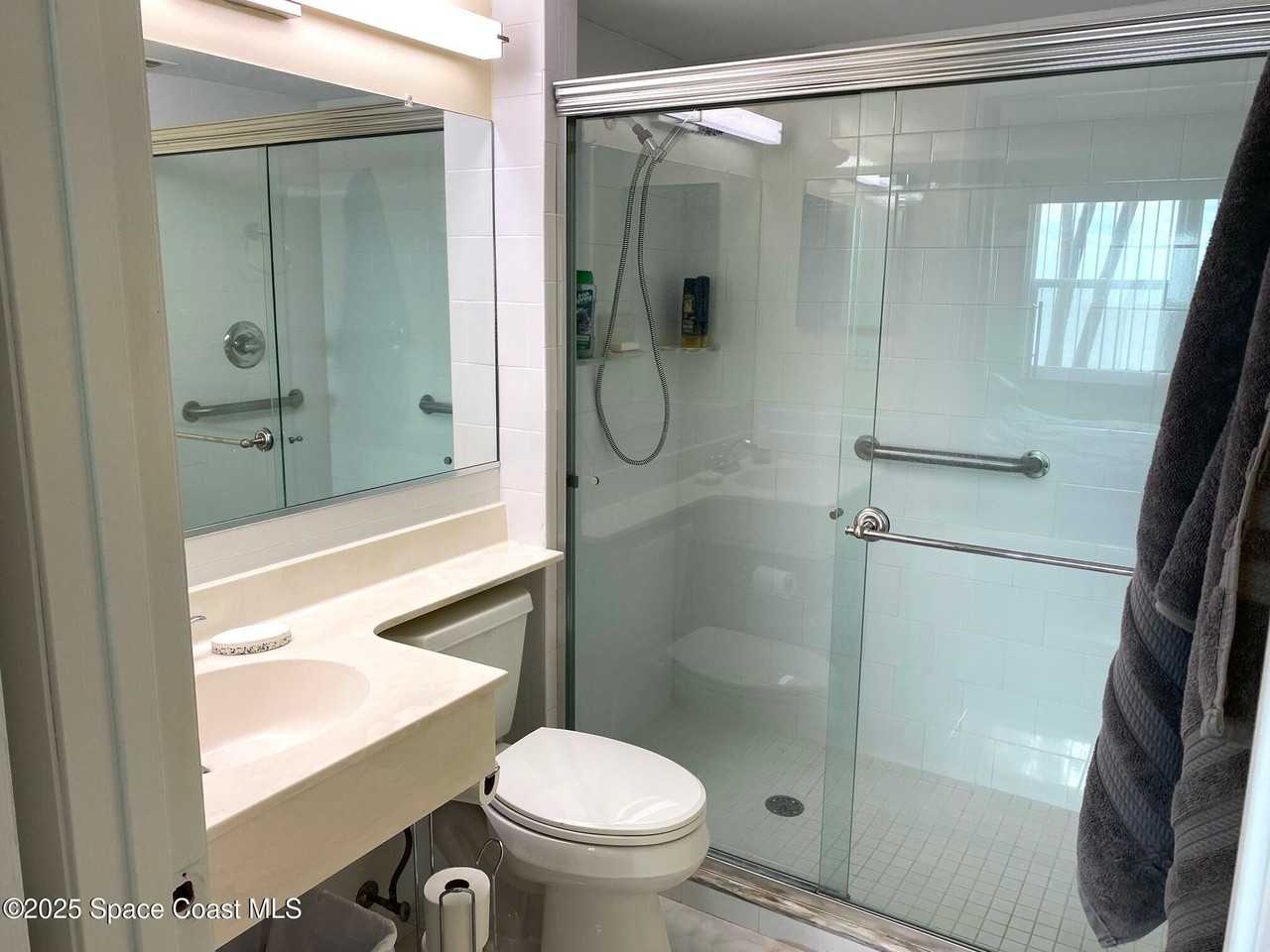 220 Cape Shores Cir #12B - Photo 6 of 14