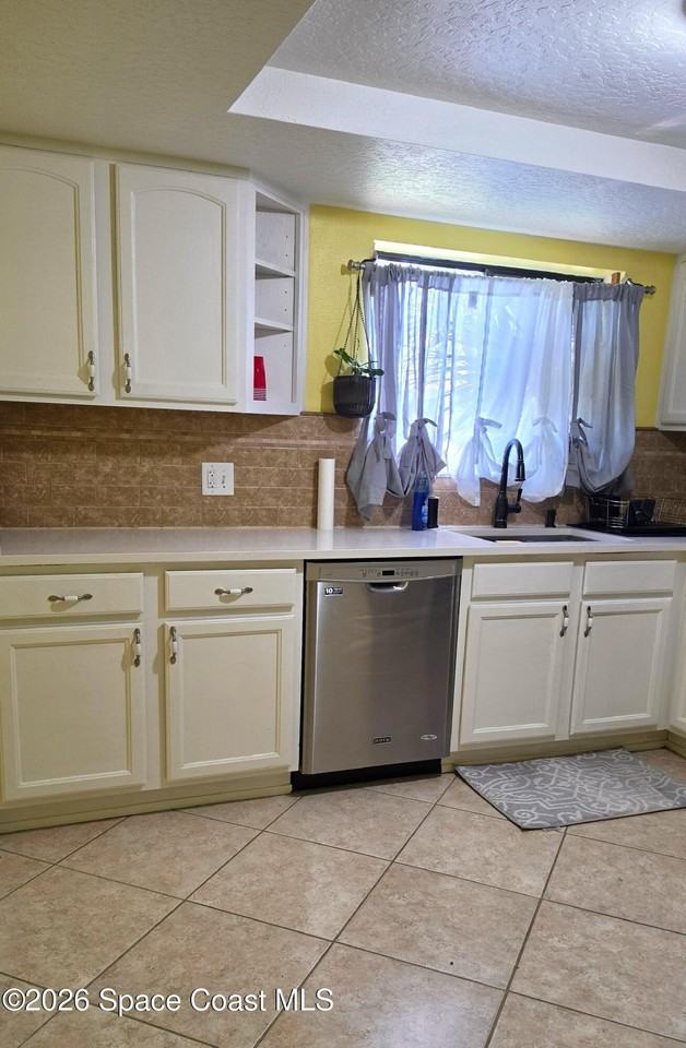 612 Cedar Side Cir Ne - Photo 6 of 14