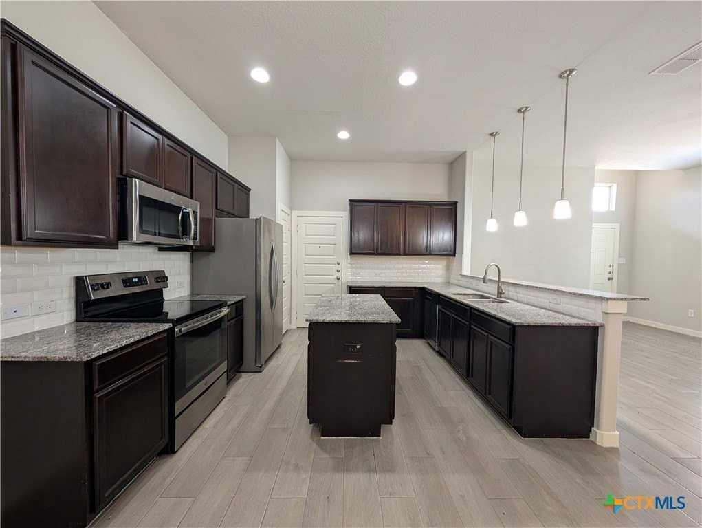 2237 Avery Vlg - Photo 7 of 26