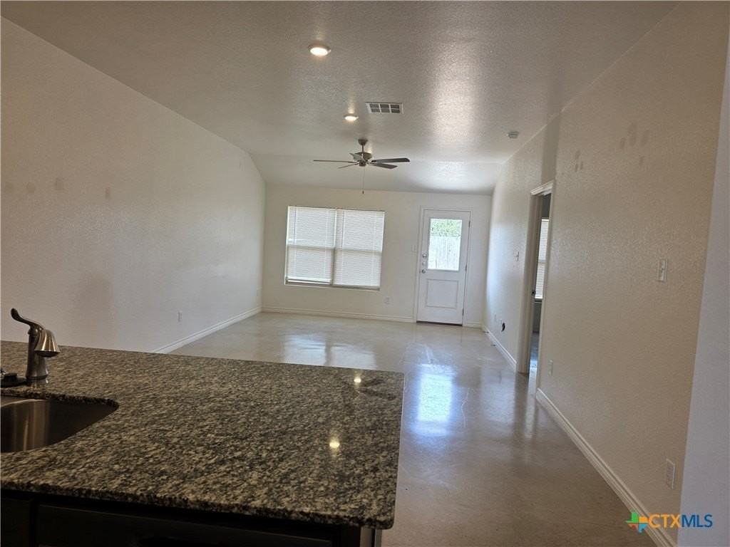 1317 Concord Dr #B - Photo 3 of 15