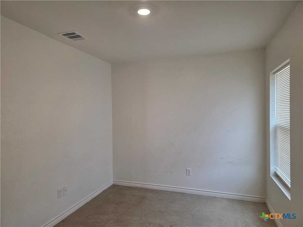 1317 Concord Dr #B - Photo 7 of 15