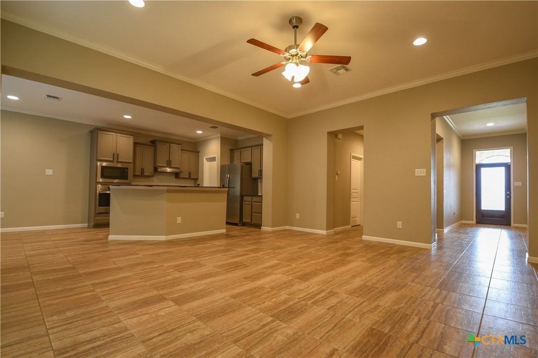 7712 Kendall Hill Dr - Photo 4 of 29