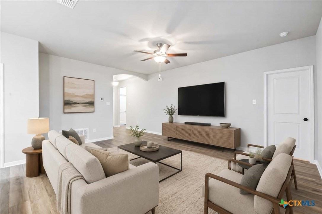 1257 Aurora Grove Bnd - Photo 5 of 37