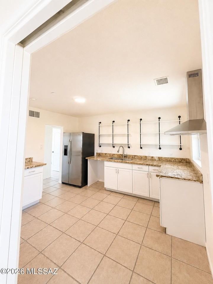 6534 E Broadway Blvd - Photo 3 of 13