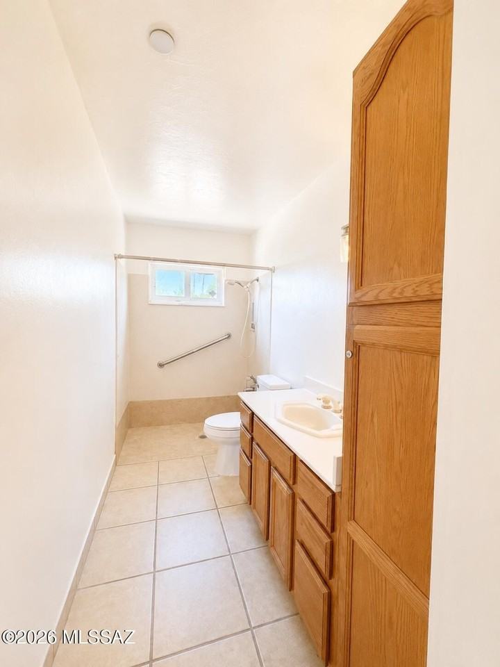 6534 E Broadway Blvd - Photo 5 of 13