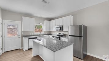 featured image of 5201 Lionel Ave