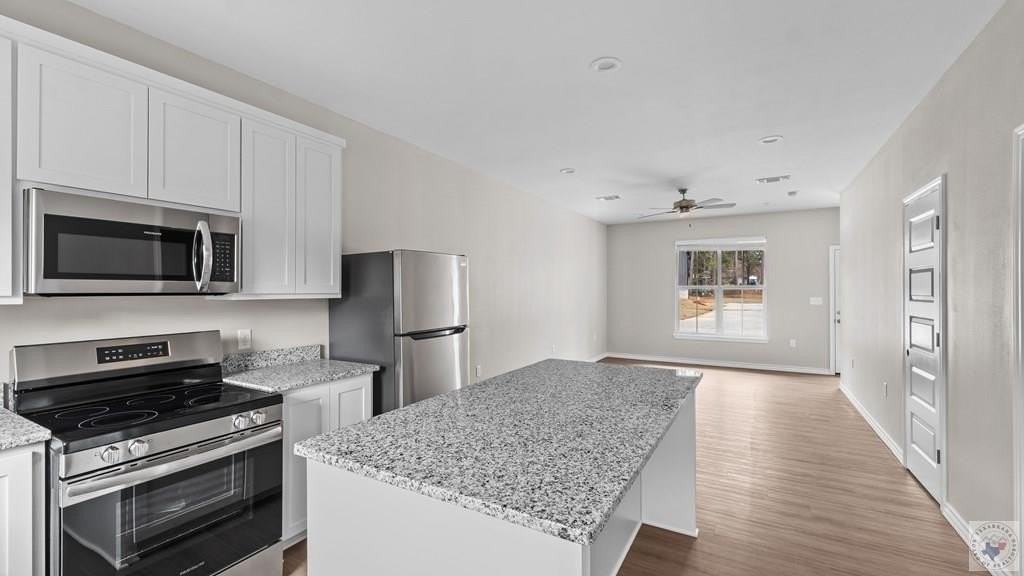 5201 Lionel Ave - Photo 7 of 17