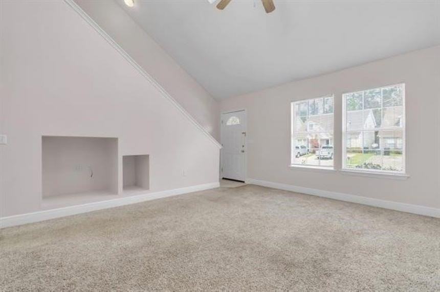 3388 Sawtooth Dr - Photo 7 of 14