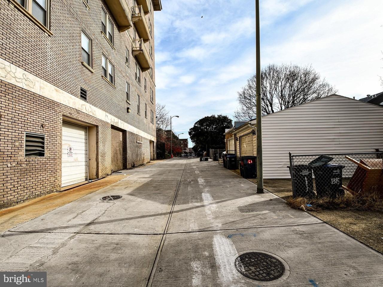 1319 Belmont St Nw - Photo 4 of 30