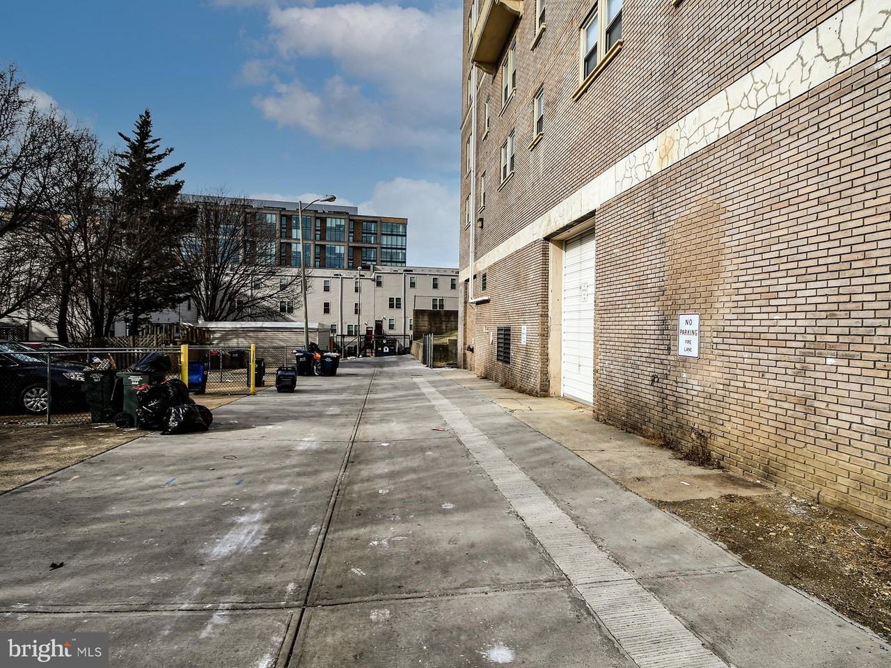 1319 Belmont St Nw - Photo 5 of 30