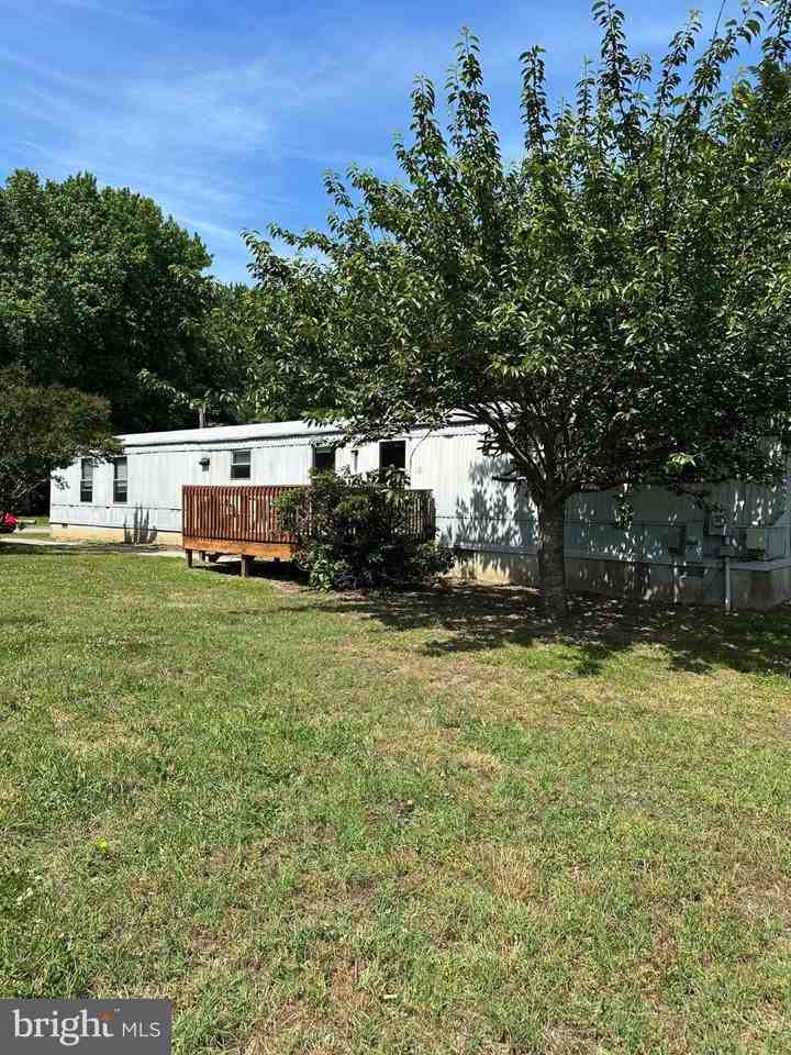 66 Wick St - Photo 2 of 17