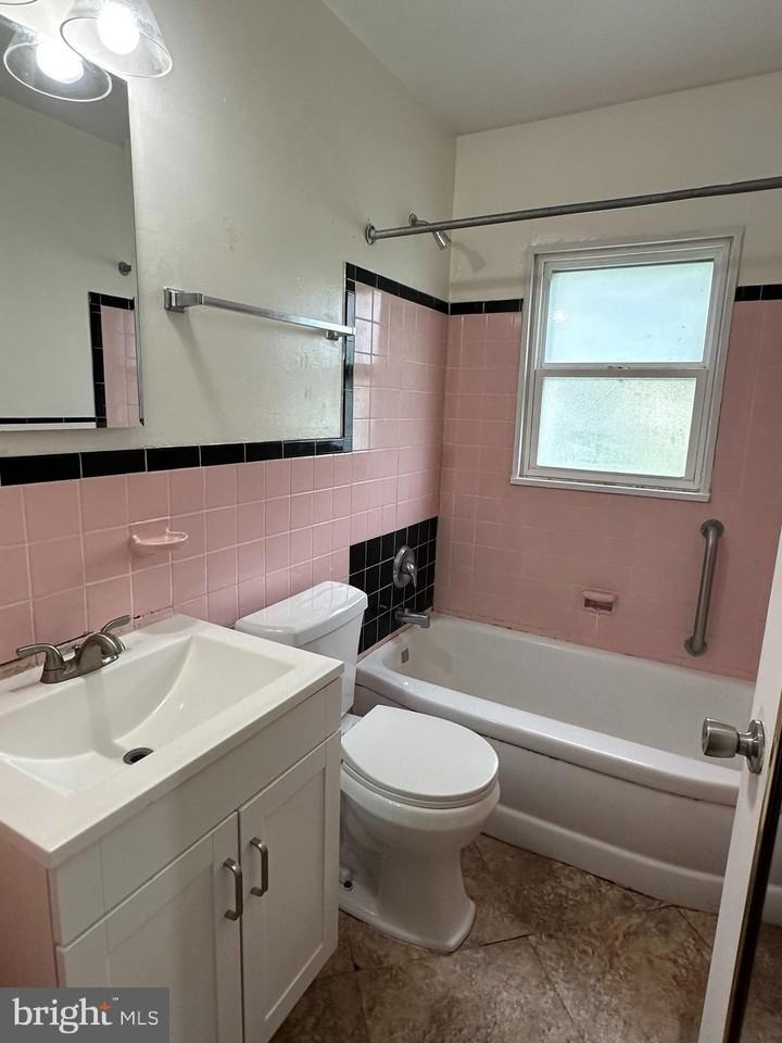 183 Orchard Ave - Photo 7 of 10