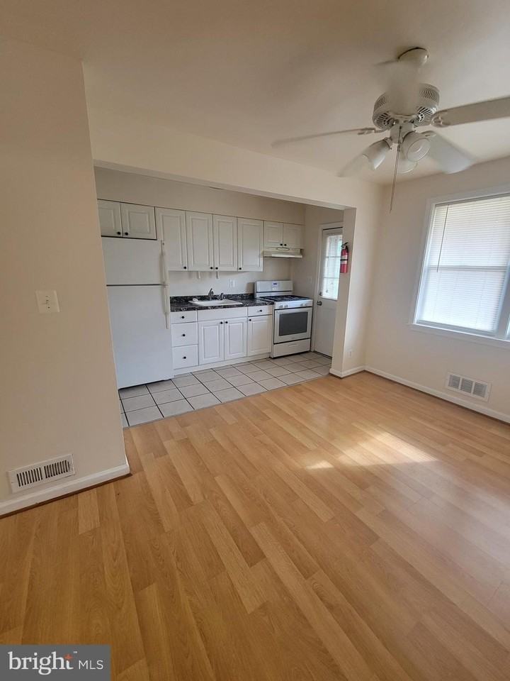 3443 Dunhaven Rd - Photo 6 of 12