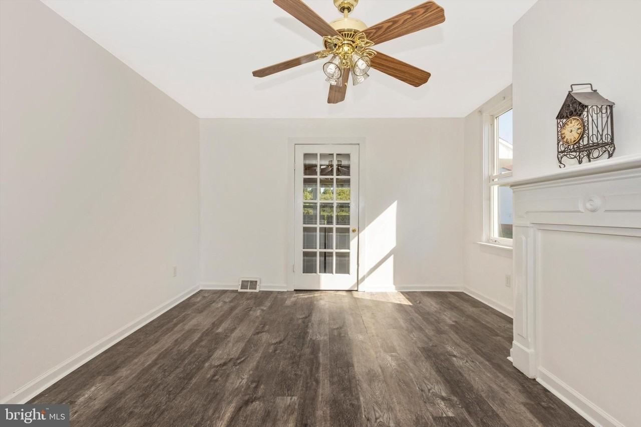 13634 Glissans Mill Rd - Photo 4 of 49