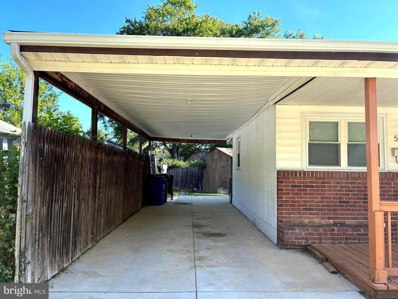 5112 Hollywood Rd - Photo 4 of 28