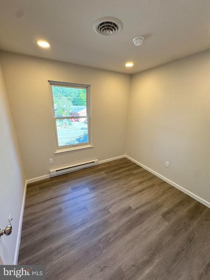 200 Algonquin Trl - Photo 5 of 12