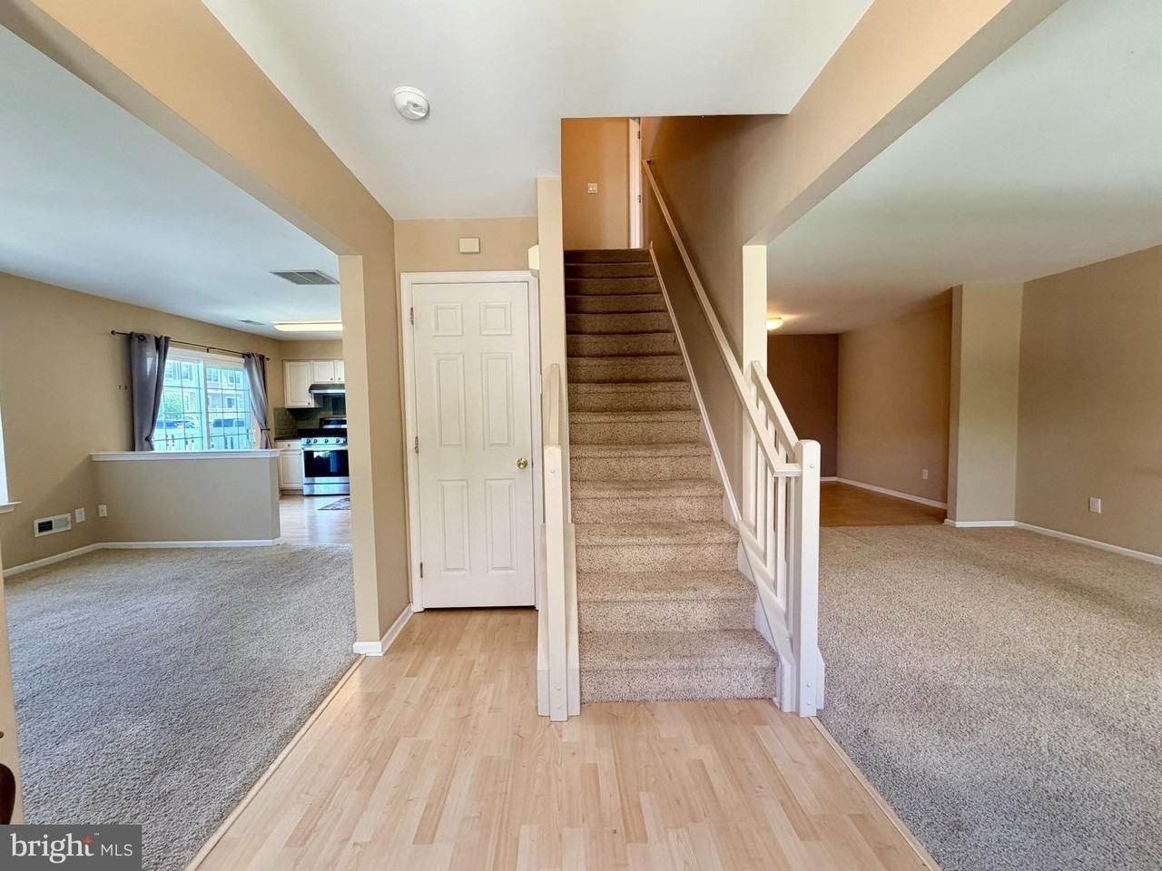 5504 Essex Ln - Photo 2 of 25
