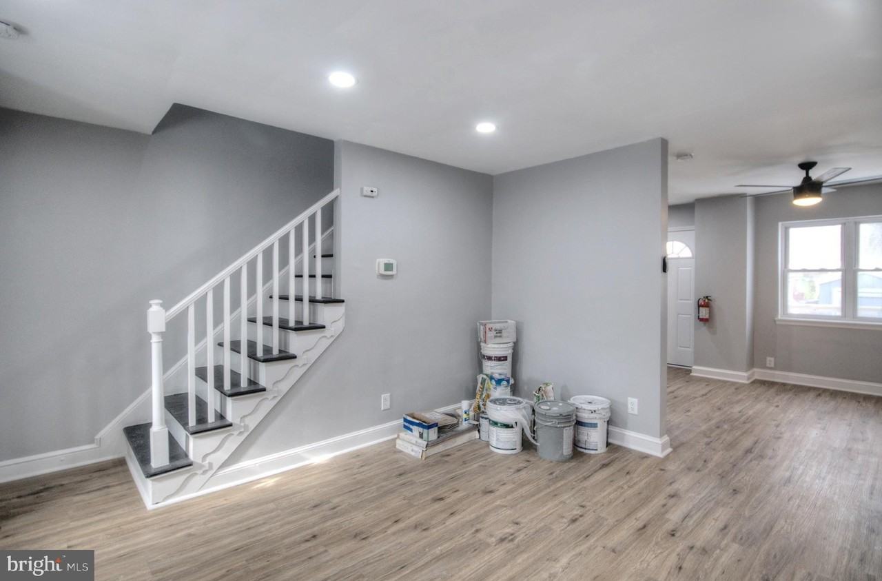 1327 Jackson St - Photo 7 of 41