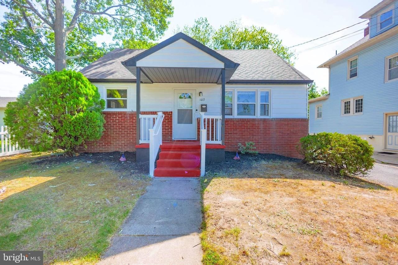 107 Laurel Ave - Photo 2 of 27
