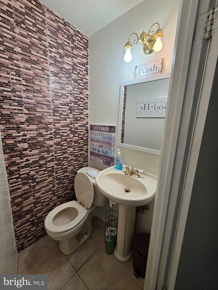 212 Whittlesey Rd - Photo 5 of 15
