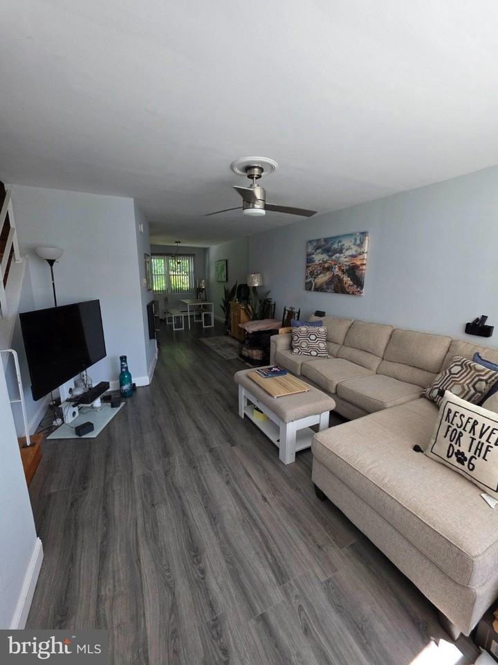 212 Whittlesey Rd - Photo 6 of 15