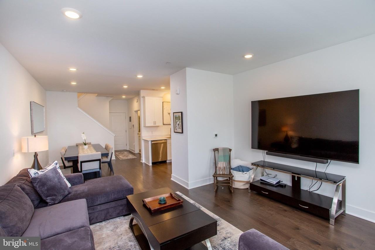 233 Lewis Fisher Dr #ST - Photo 3 of 25
