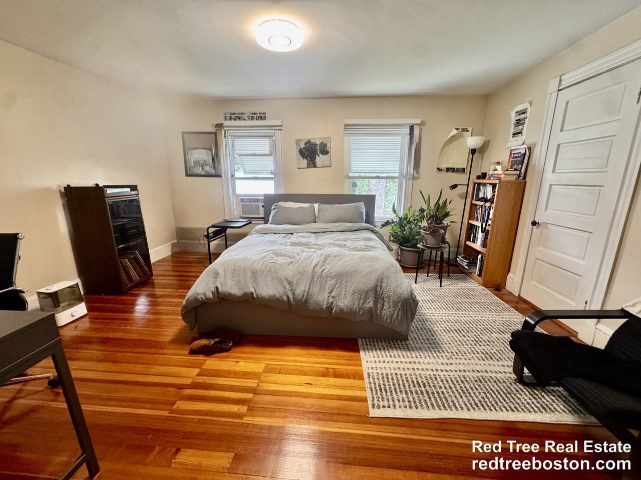 36 Simpson Ave #2 - Photo 6 of 20