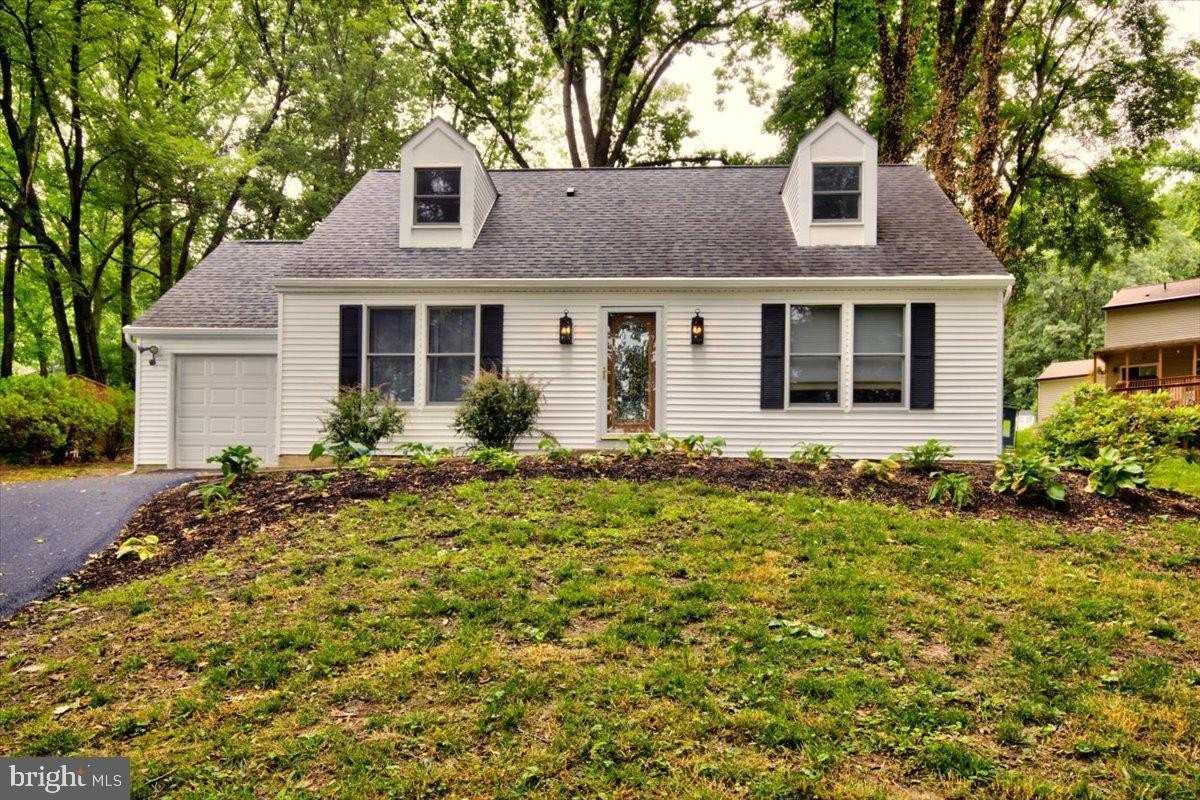 342 Sherry Ln - Photo 2 of 30