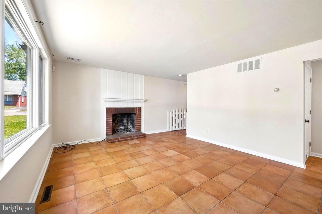 624 Cresson Ln - Photo 4 of 24