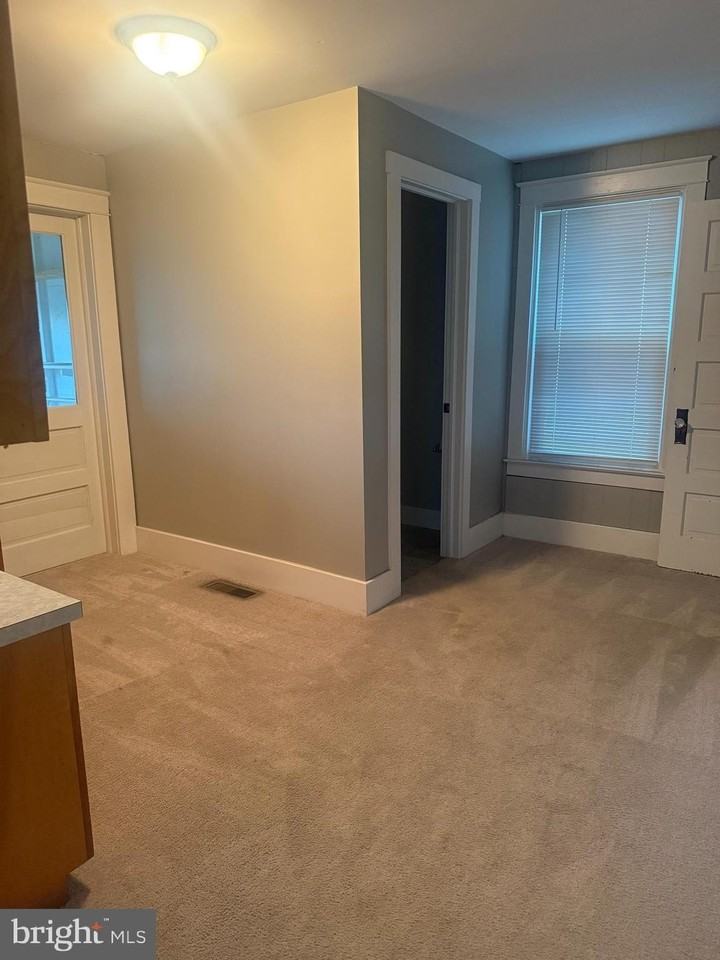78A S Grant St - Photo 4 of 5