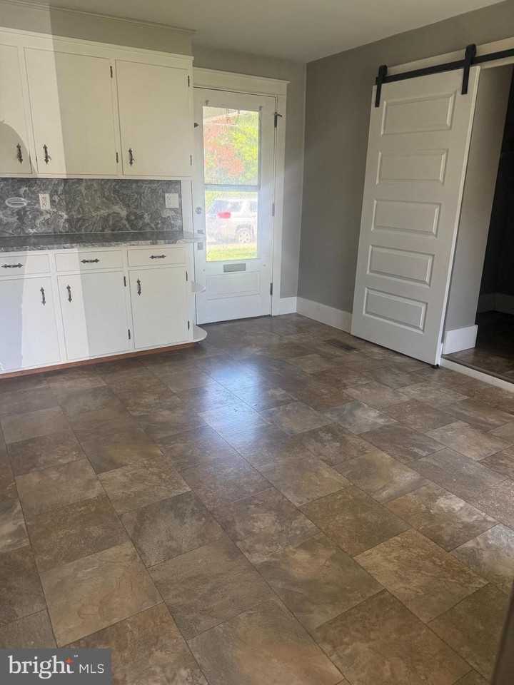 78A S Grant St - Photo 5 of 5