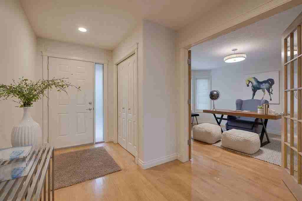 210A 12a St Ne #1 - Photo 3 of 38