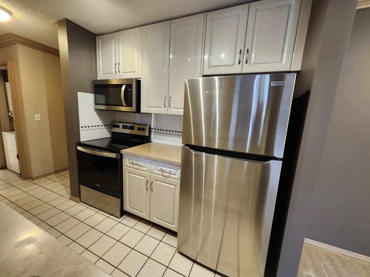 3445 114 Ave Se #1 - Photo 4 of 12