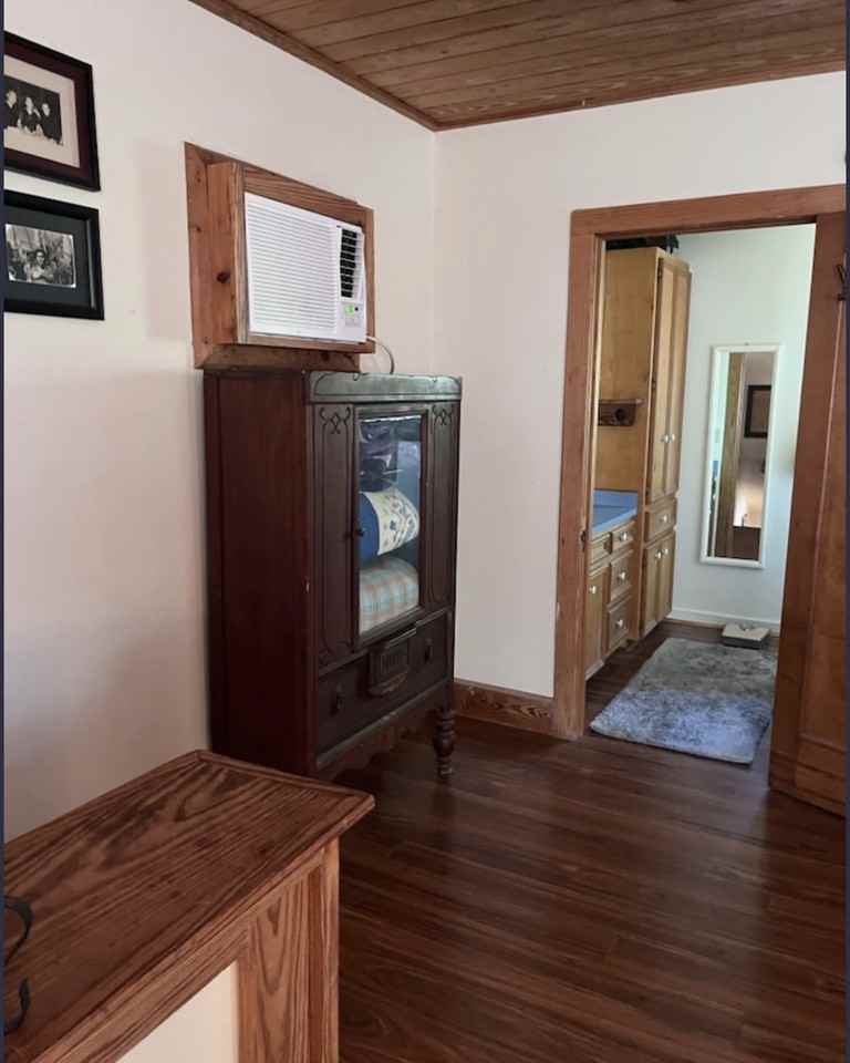 650 Bluff Ridge Ct #1 - Photo 6 of 16