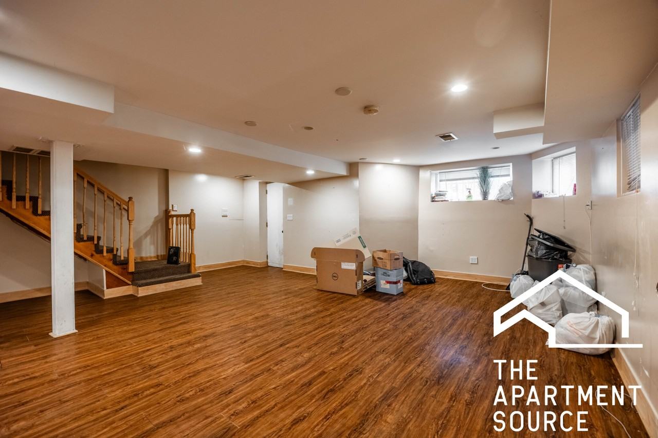 665 W Cornelia Ave #G - Photo 5 of 16